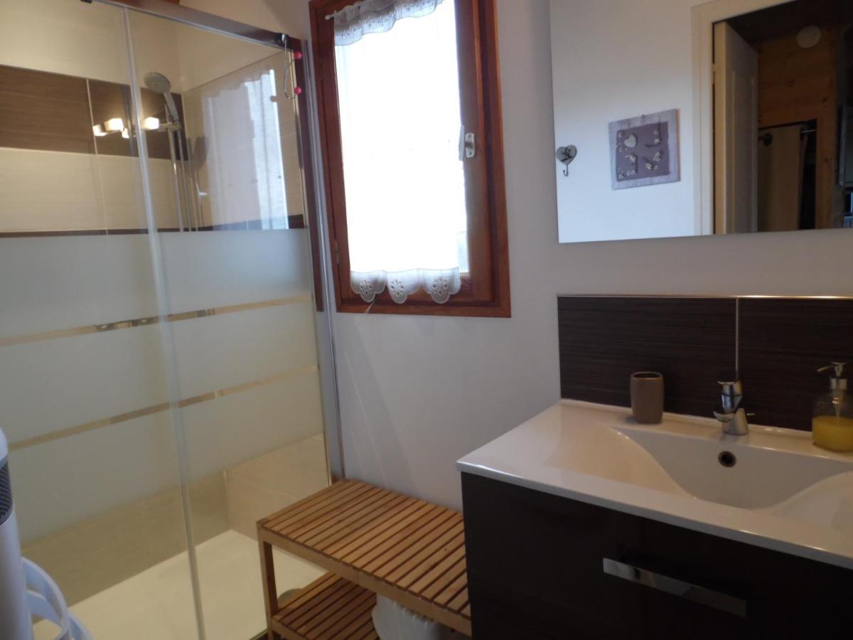 Chalet Des Clarines Saint-Genès-Champespe Kültér fotó